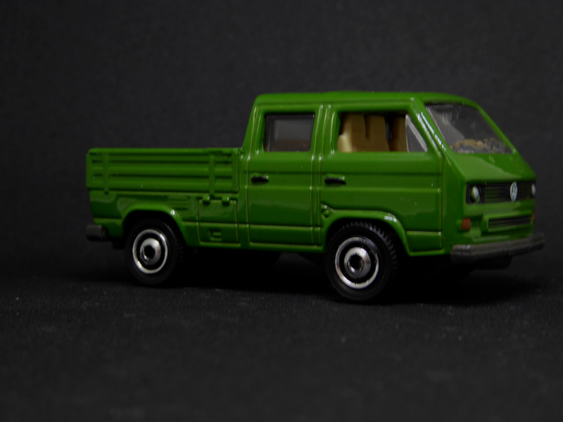 Illustration for article titled Hot Sixty 4th: Custom T3 Transporter Thursday